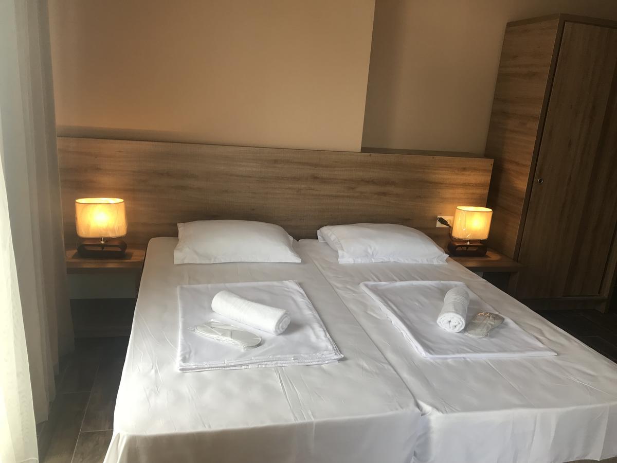 Guest House Nina コブレチ エクステリア 写真